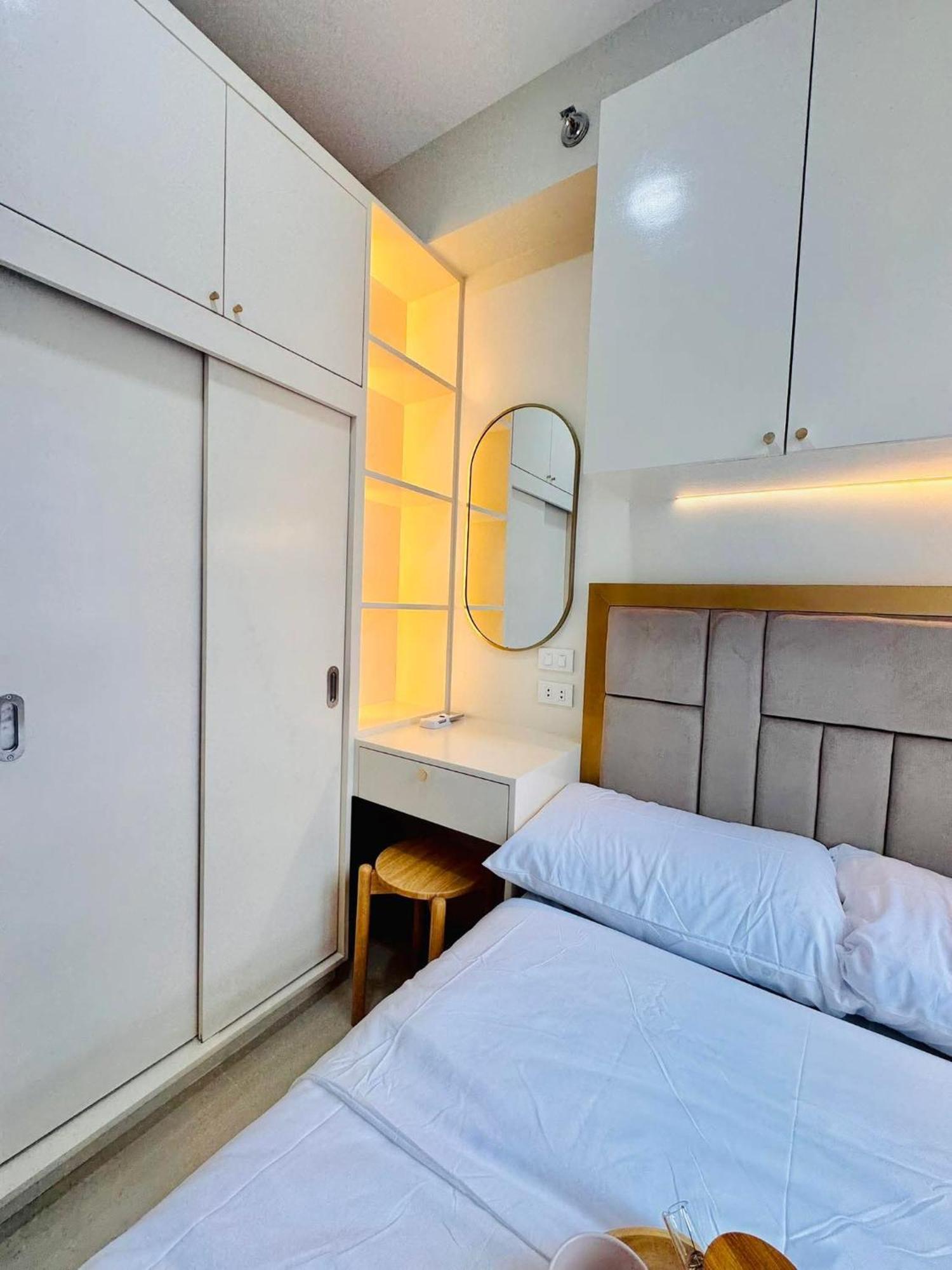 Rj Elite Escape 2Br Condo W Balcony Near Sm Iloilo Екстериор снимка